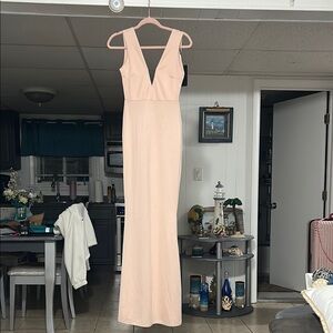 PrettyLittleThing Pink Sheath V-Neck Sleeveless Dress